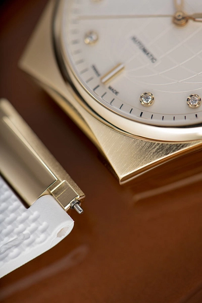 Frederique Constant Highlife Damen Automatik FC-303V2NH3B