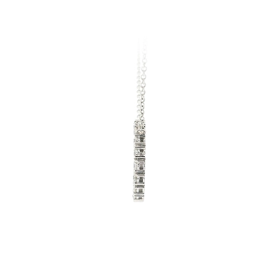 Zeitlose Halskette aus Weißgold mit Diamanten