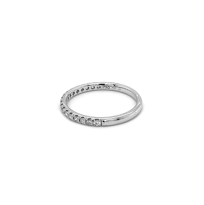Goldring mit Diamanten