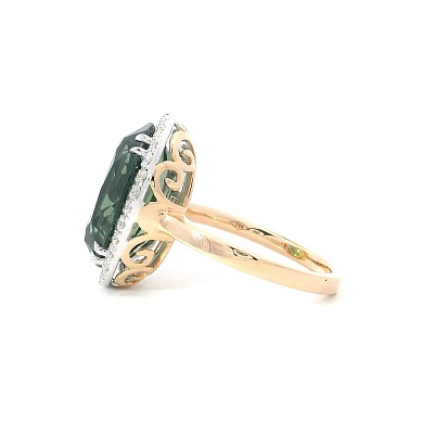 Luxuriöser Ring mit grünem Turmalin und Diamanten