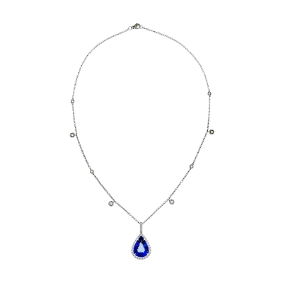 Elegante Kombination aus Tansanit und Diamanten in einzigartigem Design
