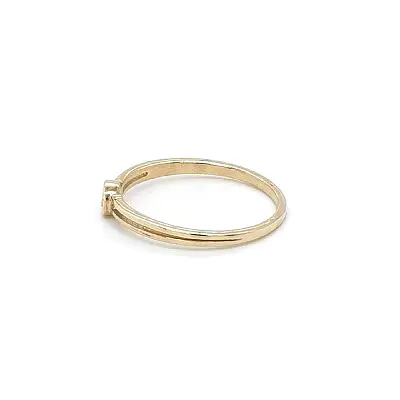 Gold Verlobungsring mit Zirkon