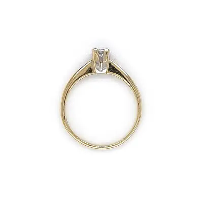 Verlobungsring mit Zirkon aus kombiniertem Gold