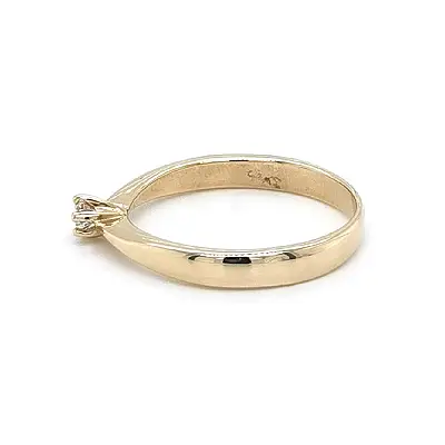 Gold Verlobungsring mit Zirkon