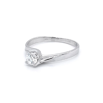 Verlobungsring mit Zirkon aus Weißgold