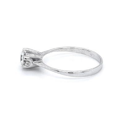 Verlobungsring mit Zirkon aus Weißgold