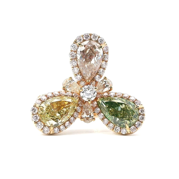 Goldring mit farbigen Diamanten