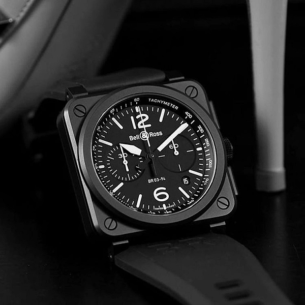 Bell & Ross Schwarz Matt BR0394-BL-CE
