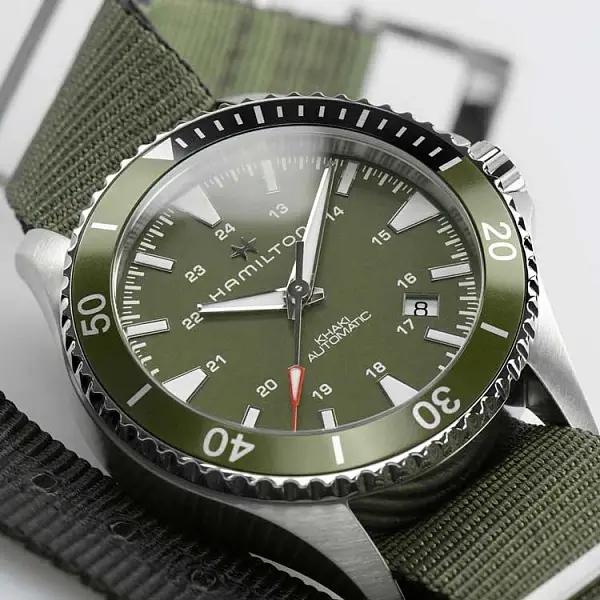 Hamilton Khaki Navy Scuba Auto H82375961