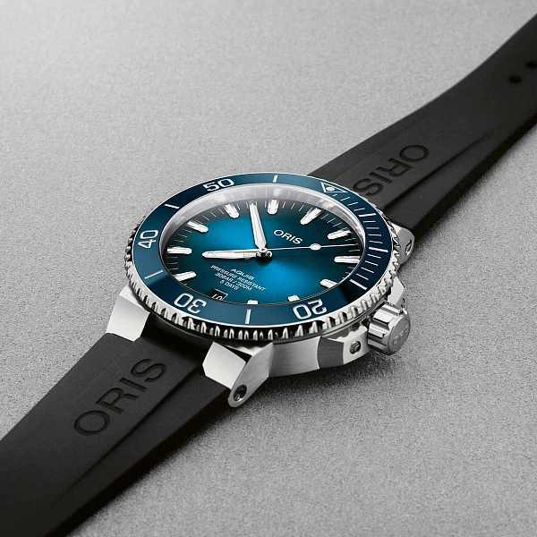 Oris Aquis Date Kaliber 400 01 400 7763 4135-07 4 24 74EB