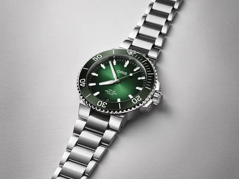Oris Aquis Date Kaliber 400 01 400 7769 4157-07 8 22 09PEB