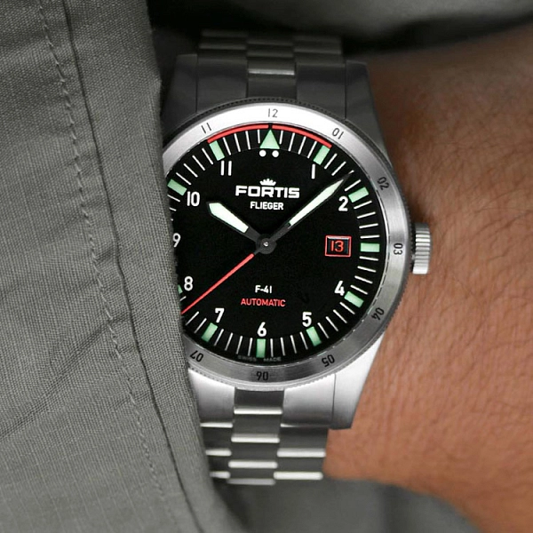 Fortis Flieger F-41 Automatik auf Block Barcelet F4220008