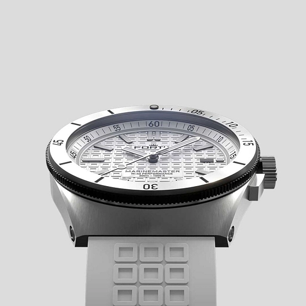 Fortis Marinemaster M-40 Schneeweiß auf Horizon Band F8120009
