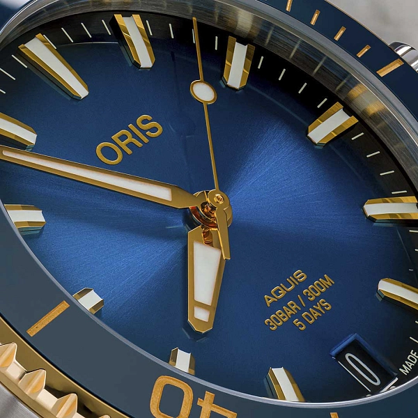 Oris Aquis Date Kaliber 400 01 400 7769 6355-07 8 22 09PEB