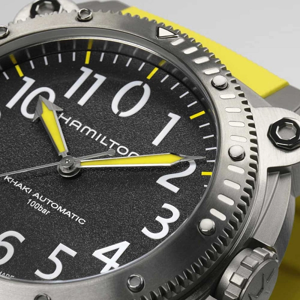 Hamilton Khaki Navy BeLOWZERO Auto Titan H78535380