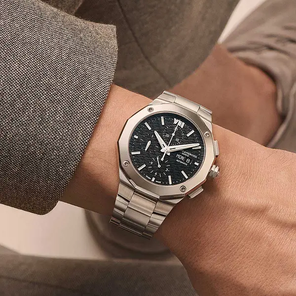 Baume & Mercier Riviera M0A10624