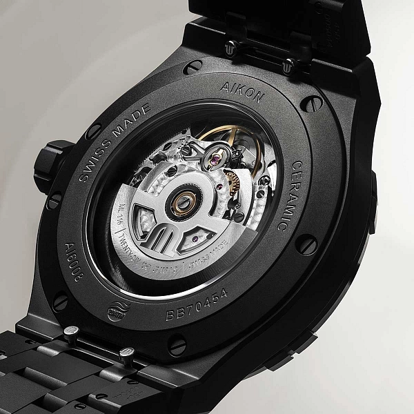 Maurice Lacoix Aikon Automatik Keramik 42mm AI6008-CRM22-330-2