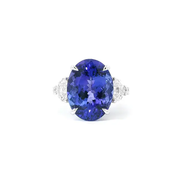 Weißgoldring mit Tansanit und Diamanten in Herzform