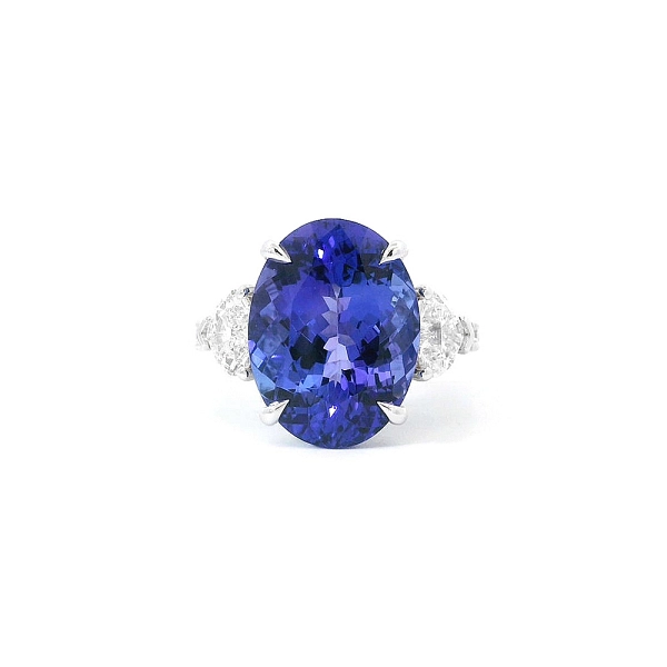 Weißgoldring mit Tansanit und Diamanten in Herzform