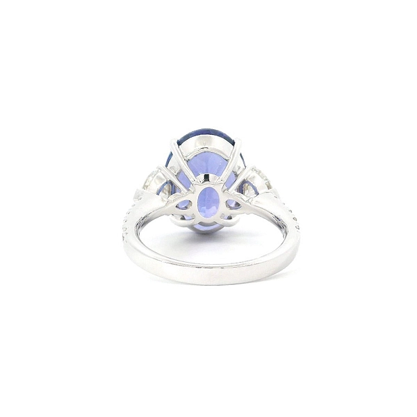 Weißgoldring mit Tansanit und Diamanten in Herzform