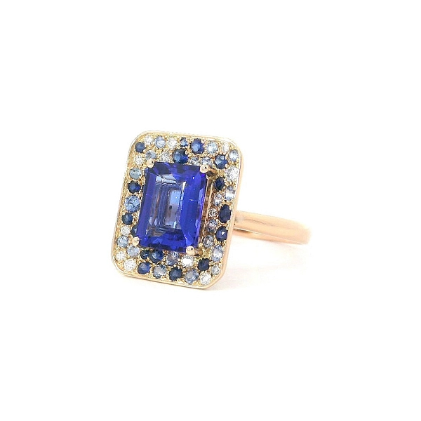 Exklusiver Ring mit Tansanit, Saphiren und Diamanten Einzigartiger Luxus