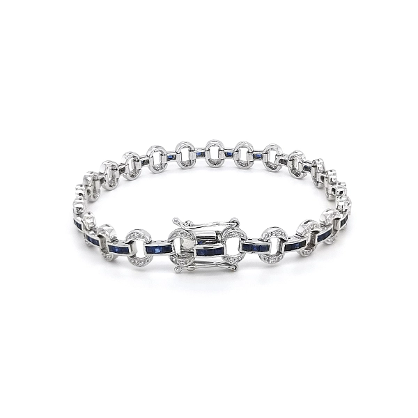 Elegantes Damenarmband aus Weißgold mit Swarovski-Kristallen