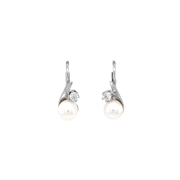 Elegante Ohrringe mit Perle und Zirkonia