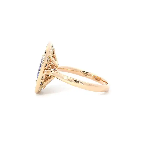 Farbige Harmonie von Tansaniten, Saphiren und Diamanten in Roségold