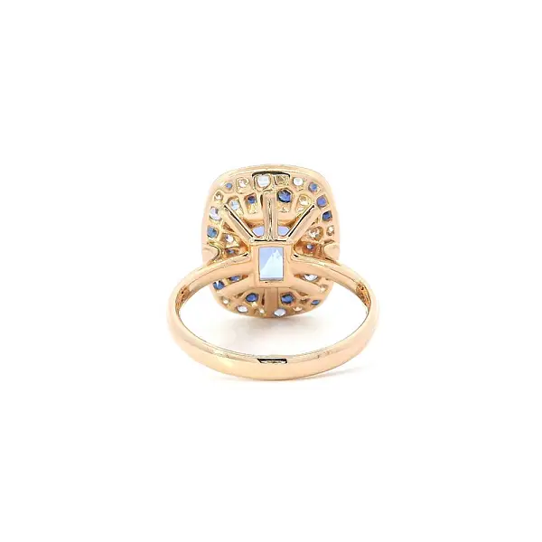 Farbige Harmonie von Tansaniten, Saphiren und Diamanten in Roségold