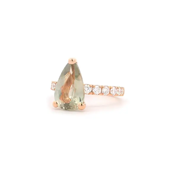 Ring aus 18kt Roségold mit Turmalin und Diamanten