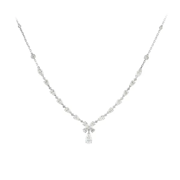 Gold-Halskette mit Diamanten