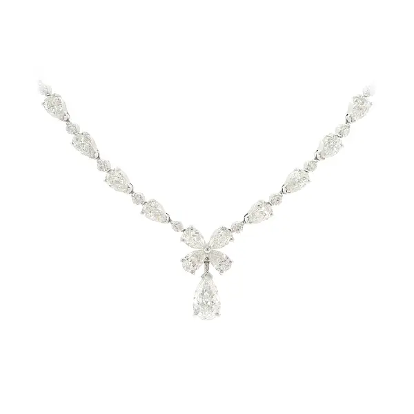 Gold-Halskette mit Diamanten