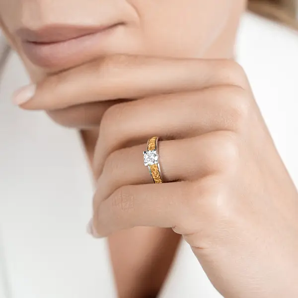 Carrera y Carrera Belleza Verlobungsring