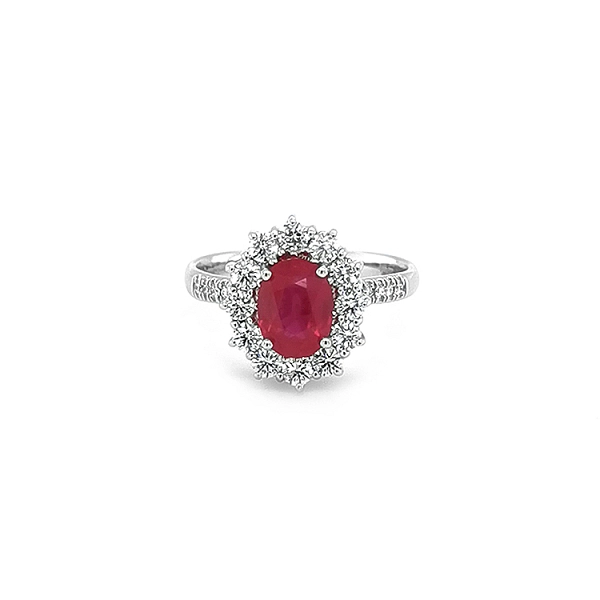 Goldring mit Rubin und Diamanten