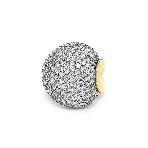 Goldring mit Diamanten