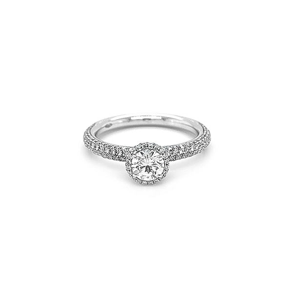 Verlobungsring aus Gold mit Diamanten