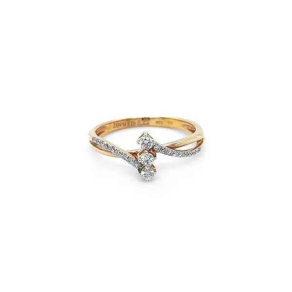 Goldring mit Diamanten