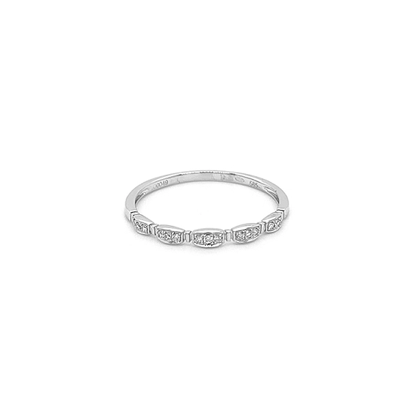 Goldring mit Diamanten