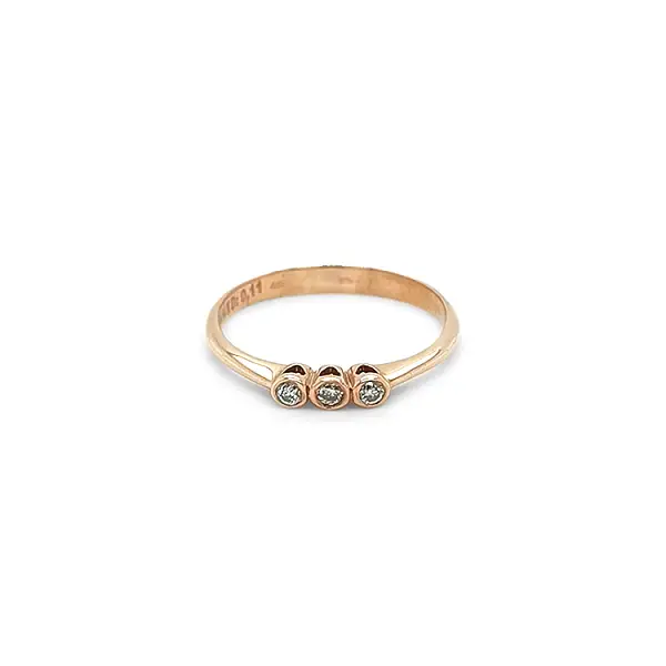 Goldring mit Diamanten
