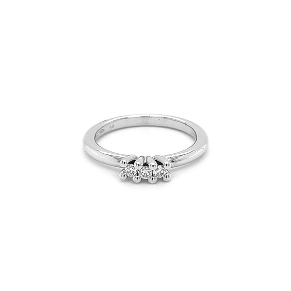 Goldring mit Diamanten