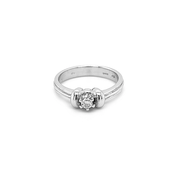 Gold Verlobungsring mit Diamant