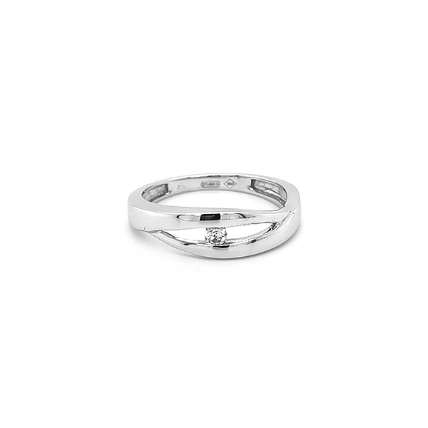 Goldring mit Diamant