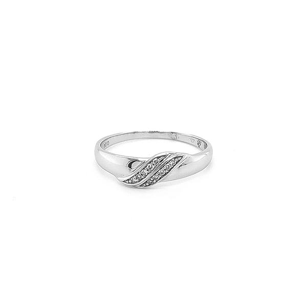 Goldring mit Diamanten
