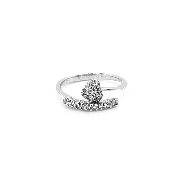 Goldring mit Diamanten