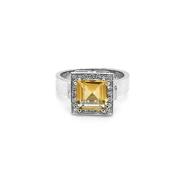 Goldring mit Citrin und Diamanten