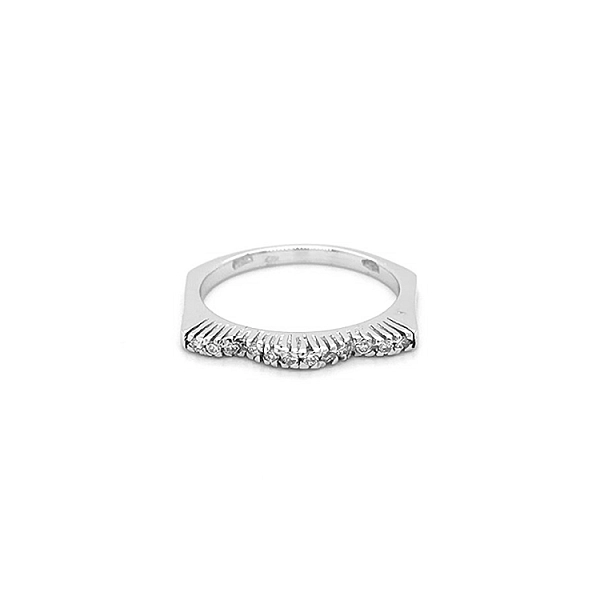 Goldring mit Diamanten