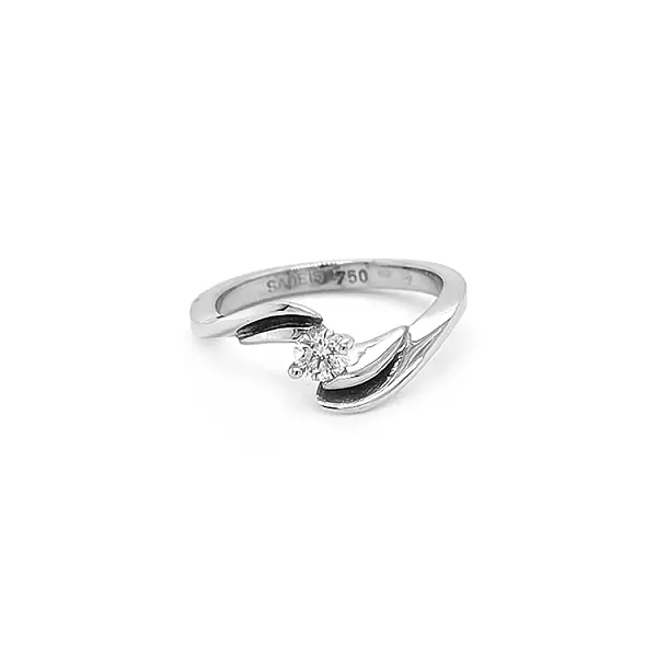 Gold Verlobungsring mit Diamant