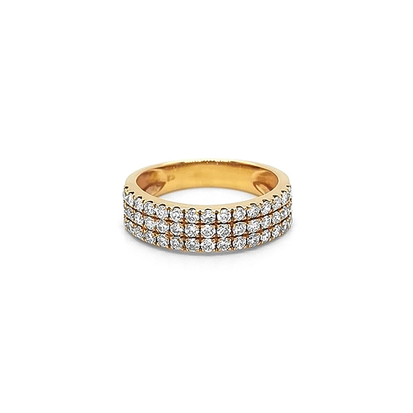 Goldring mit Diamanten