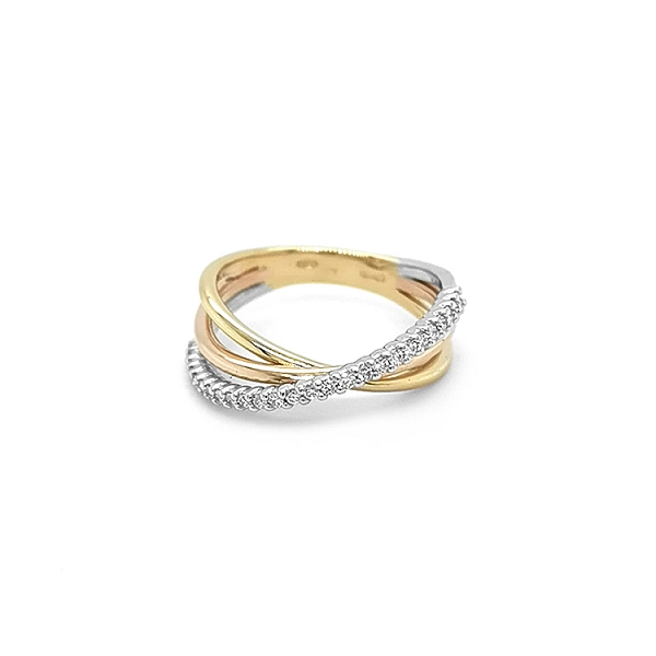 Goldring mit Diamanten