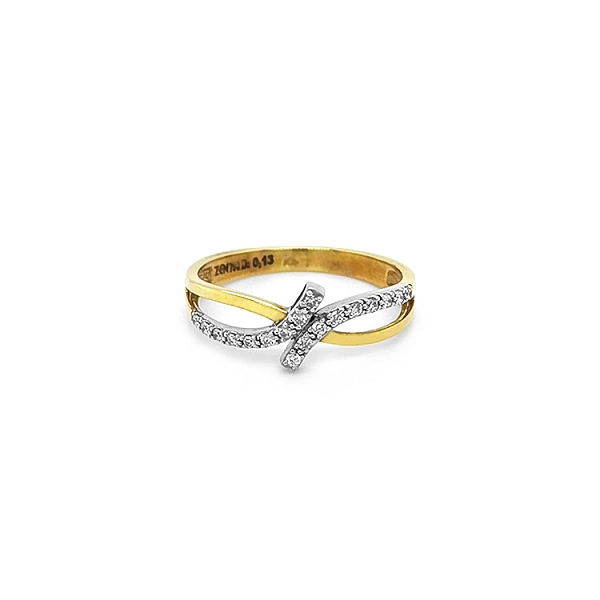 Goldring mit Diamanten